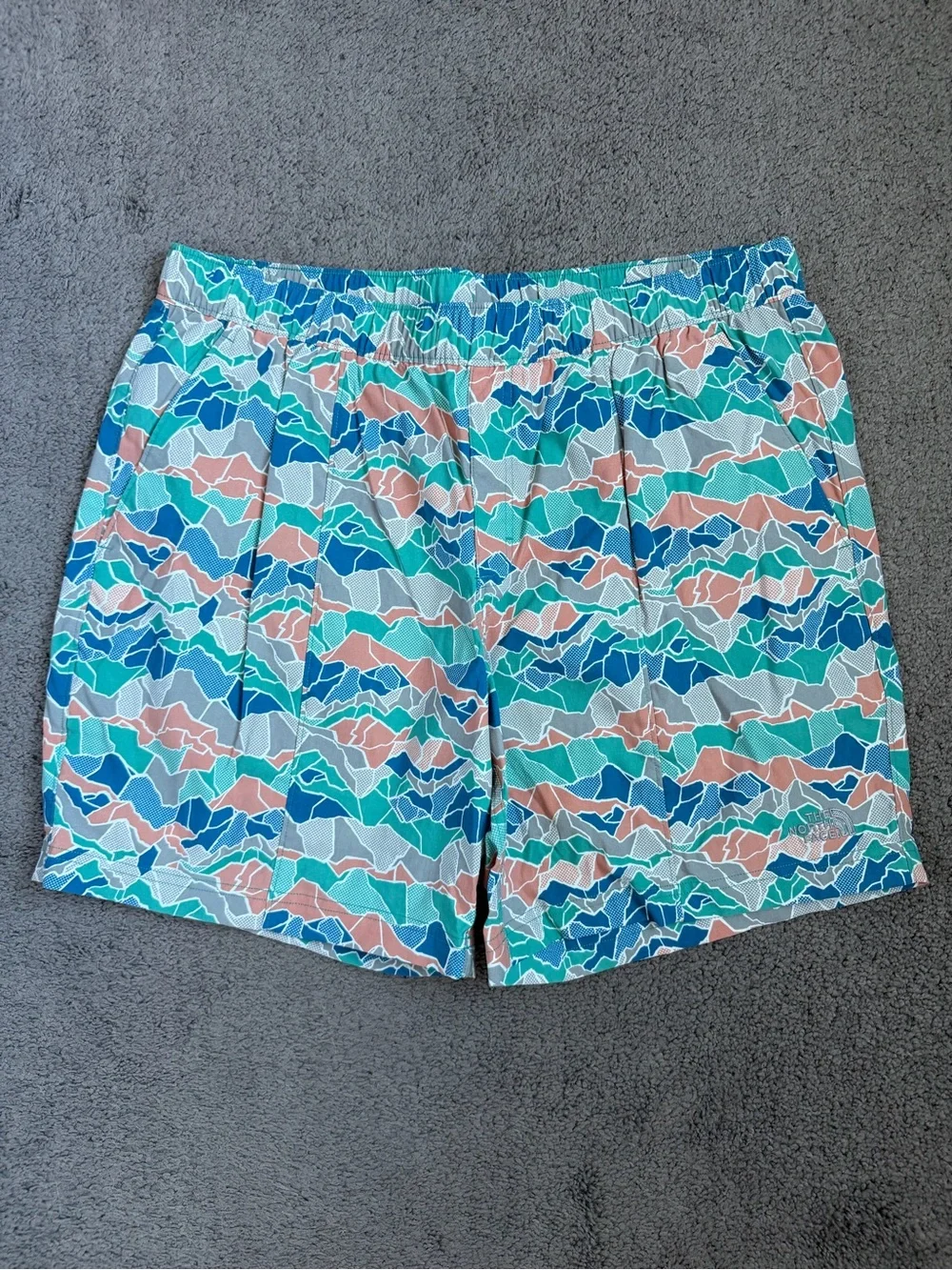The North Face Teal Blue Multi-Color Pattern Elastic Waist Shorts